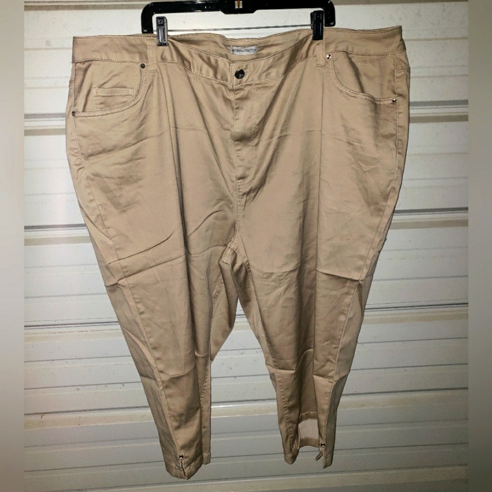 34W Plus Size Sateen Stretch Catherines tan Capri pants